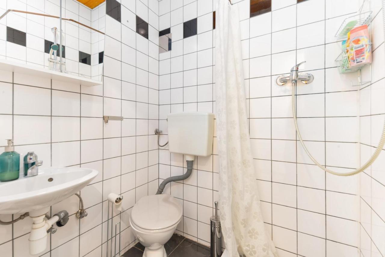 Designer Apartments, 2 Min To U1 Reumannplatz Vienna Exterior photo