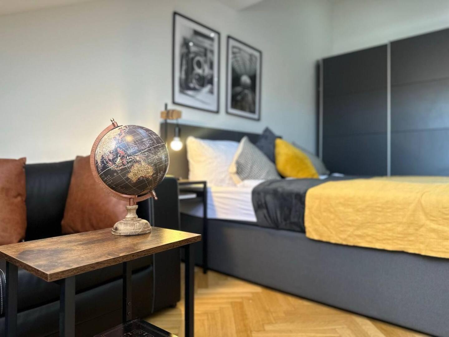 Designer Apartments, 2 Min To U1 Reumannplatz Vienna Exterior photo